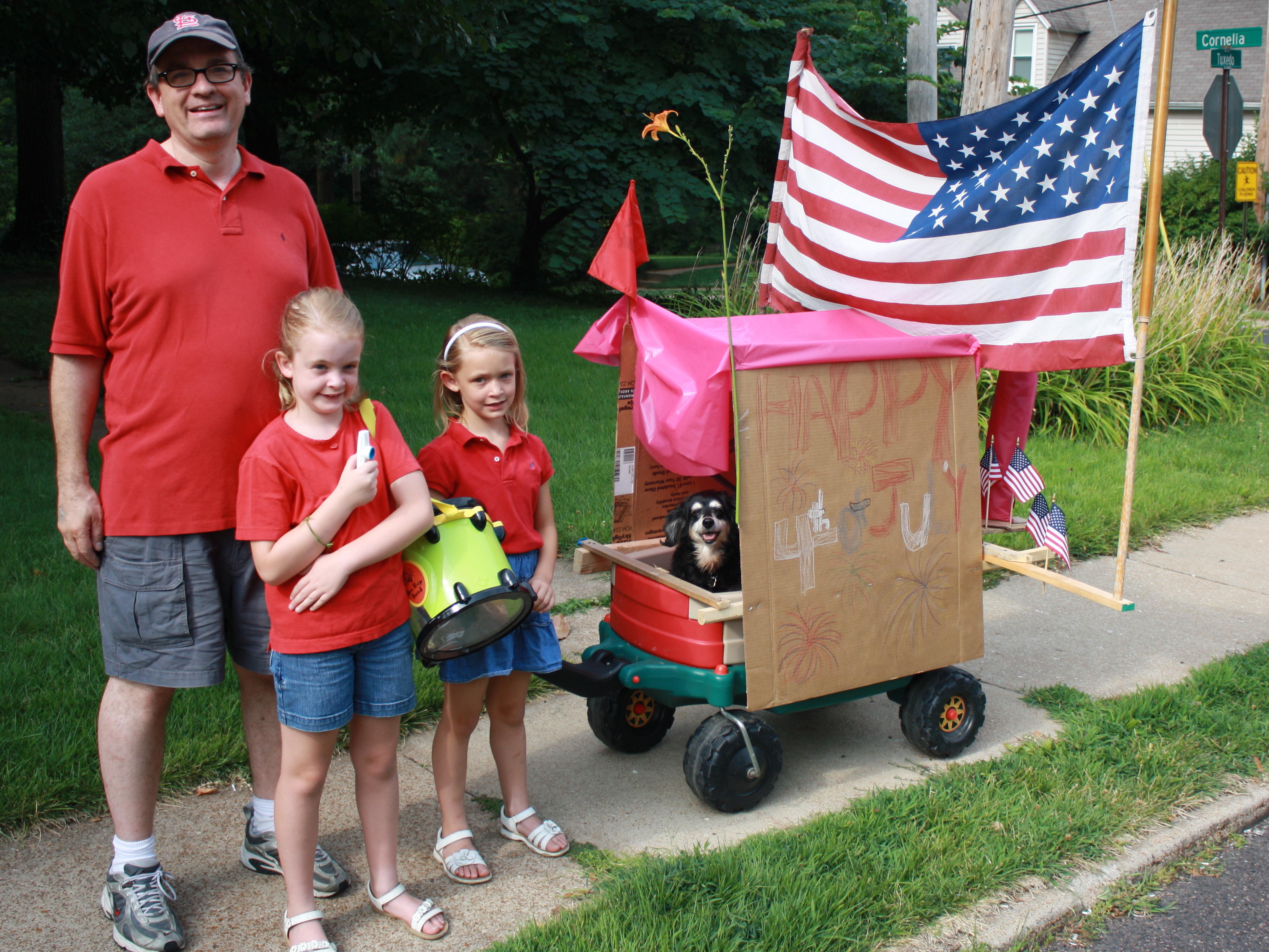 2010_07_04 RJC Maddie with float before.jpg